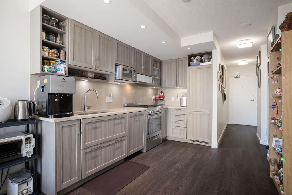5470 Ormidale St, #2904