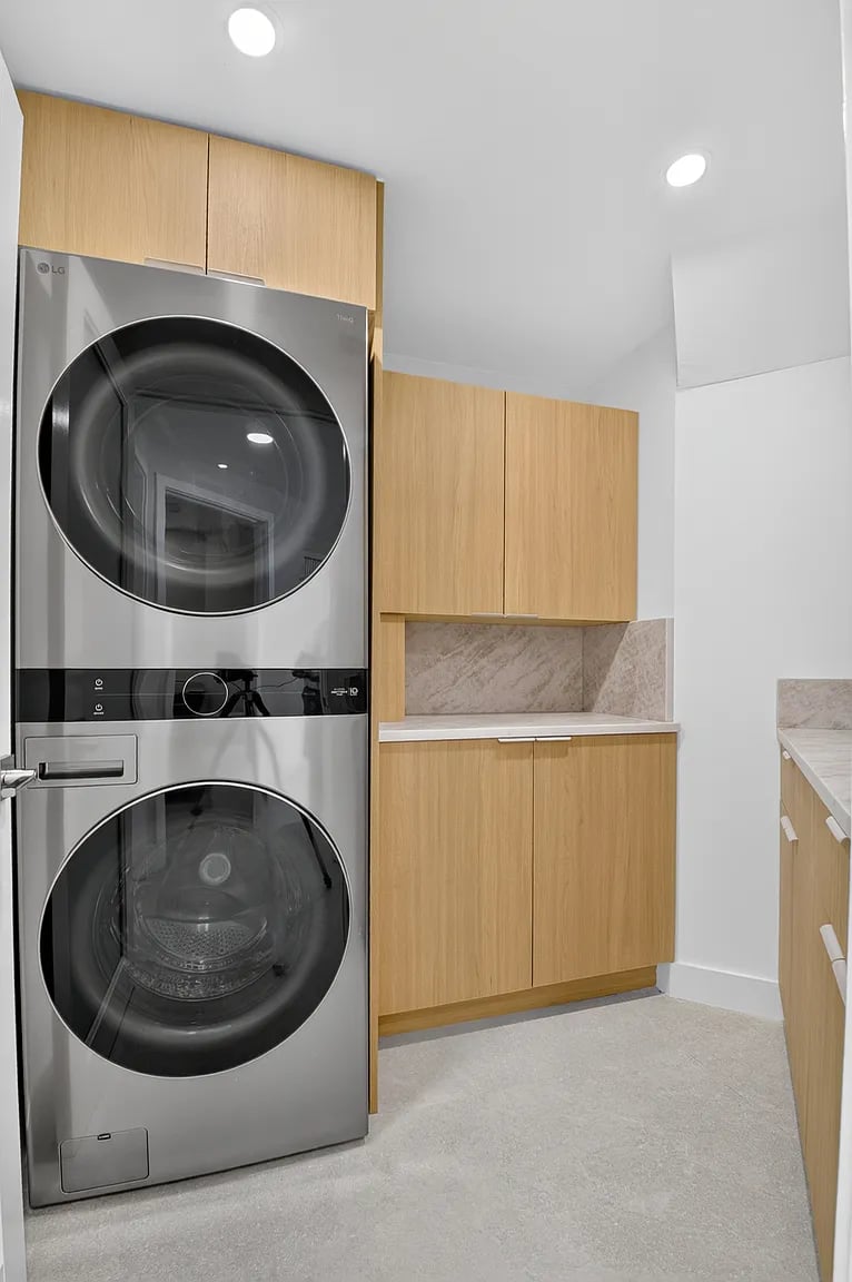 2103 NW 53rd Street