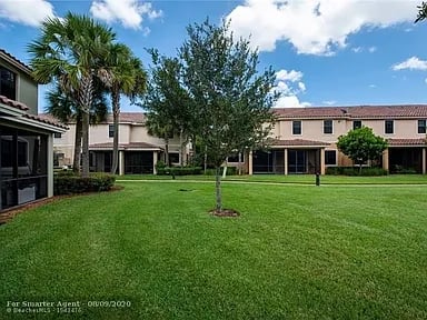 13012 Riverwalk Cir N
