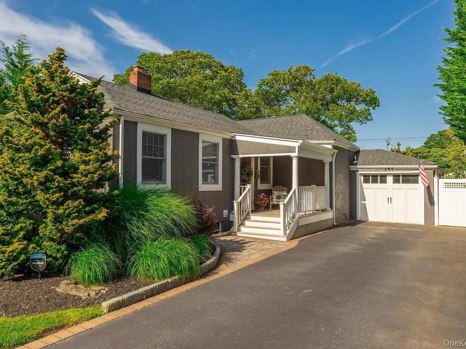 157 Sayville Boulevard