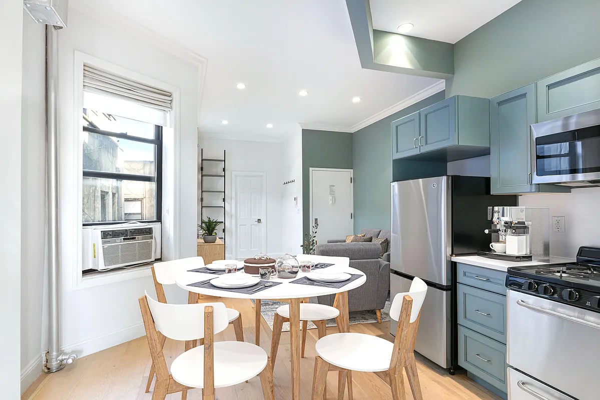 28 Perry Street Unit: 5E
