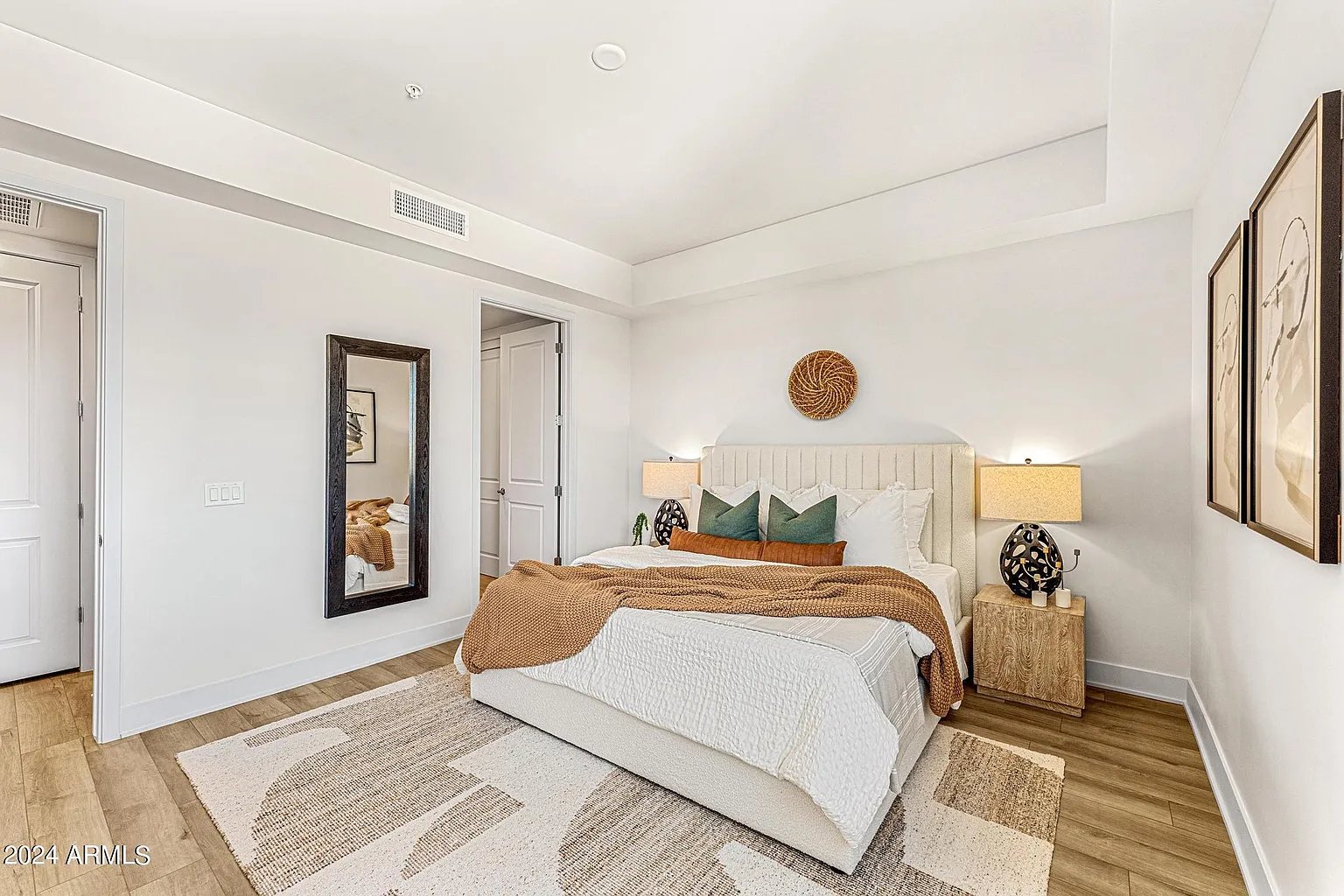 3131 N CENTRAL Avenue, 5017, Phoenix Unit: 5017
