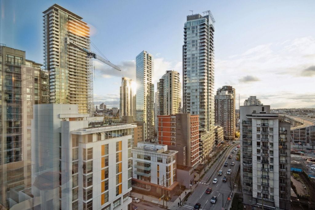 1255 Seymour St, #1502