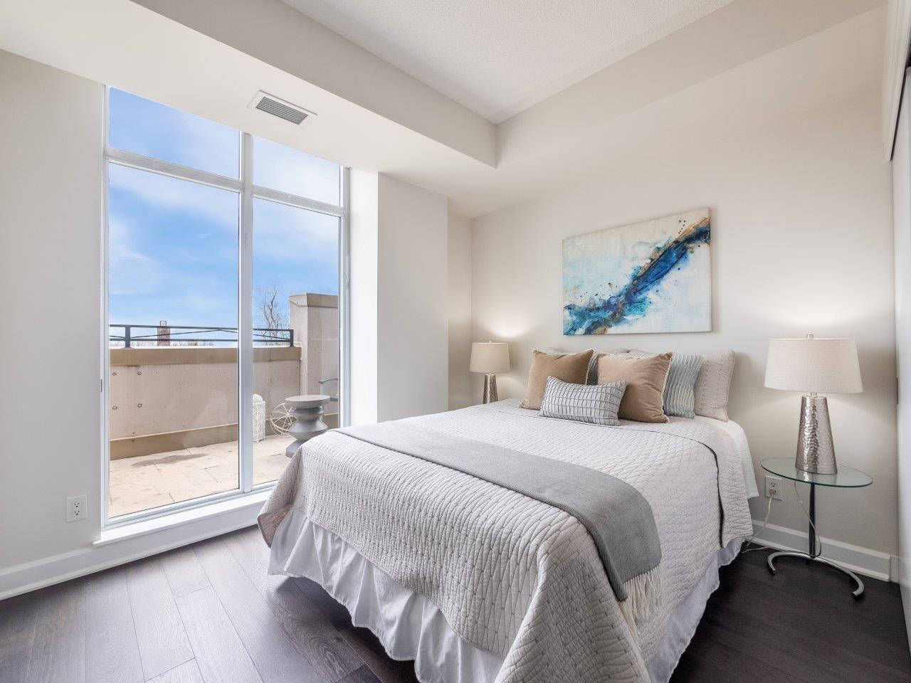 580 Kingston Rd, #503