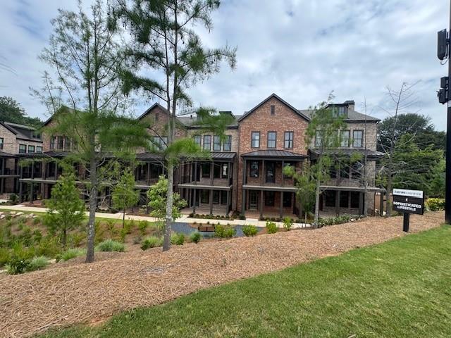 435 Chiswick Cir, #21