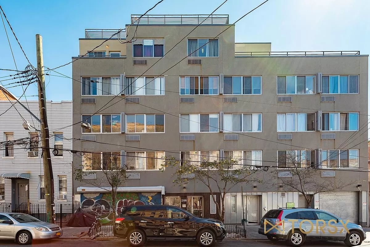 286 Stanhope Street #5C