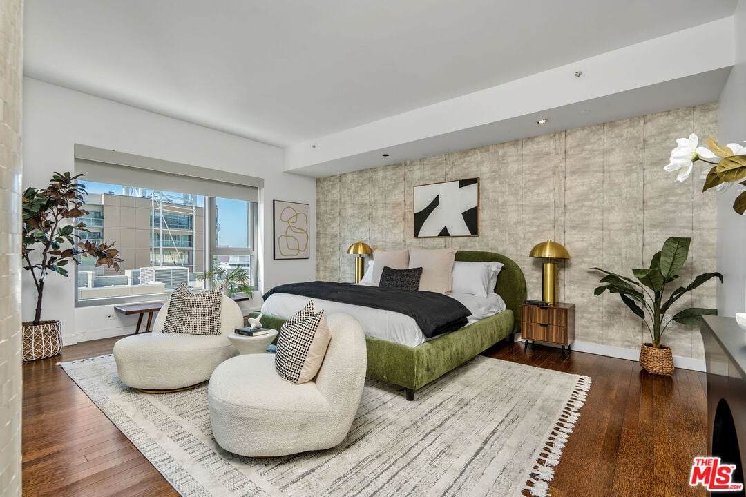 6250 Hollywood Blvd, #10L