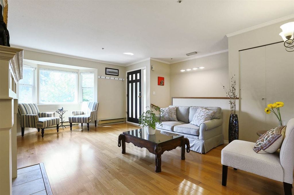 53 W 15th Ave