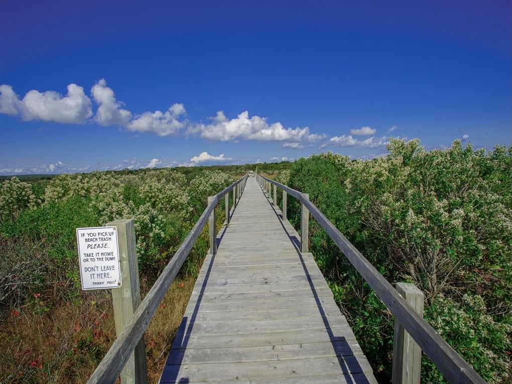 23 Black Point Rd