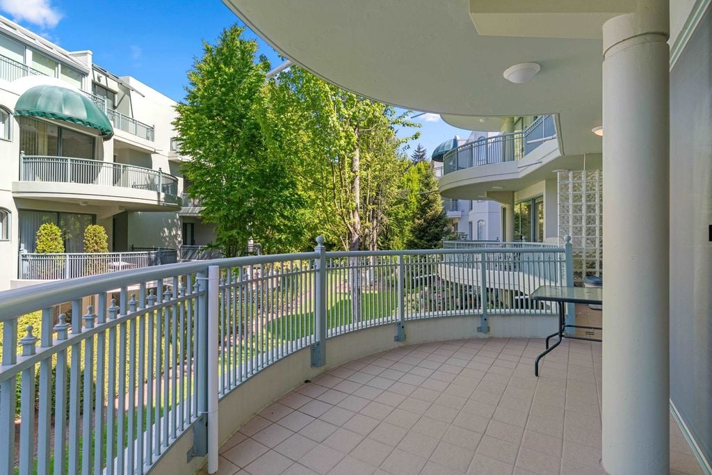 1785 Martin Dr, #206