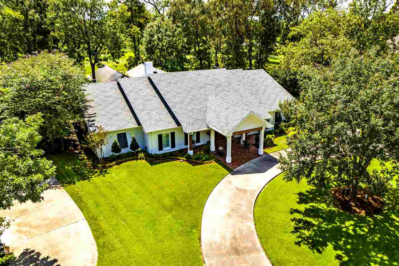 401 Oak Alley Drive