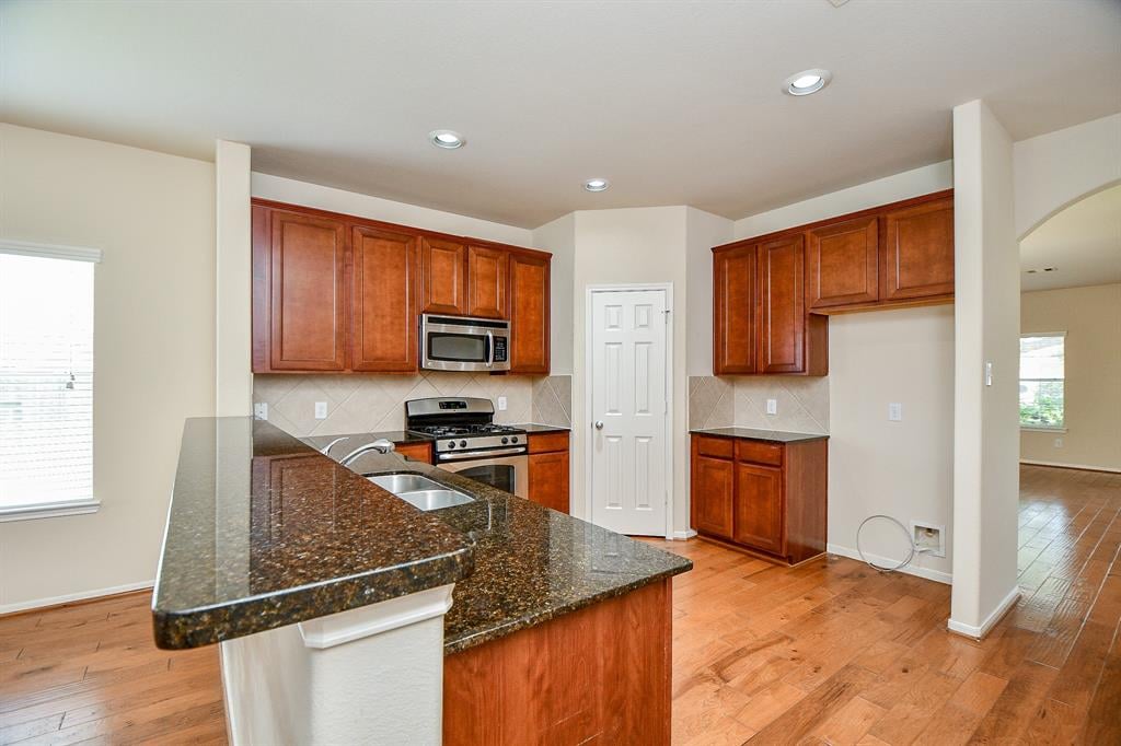 21622 Crest Peak Wy