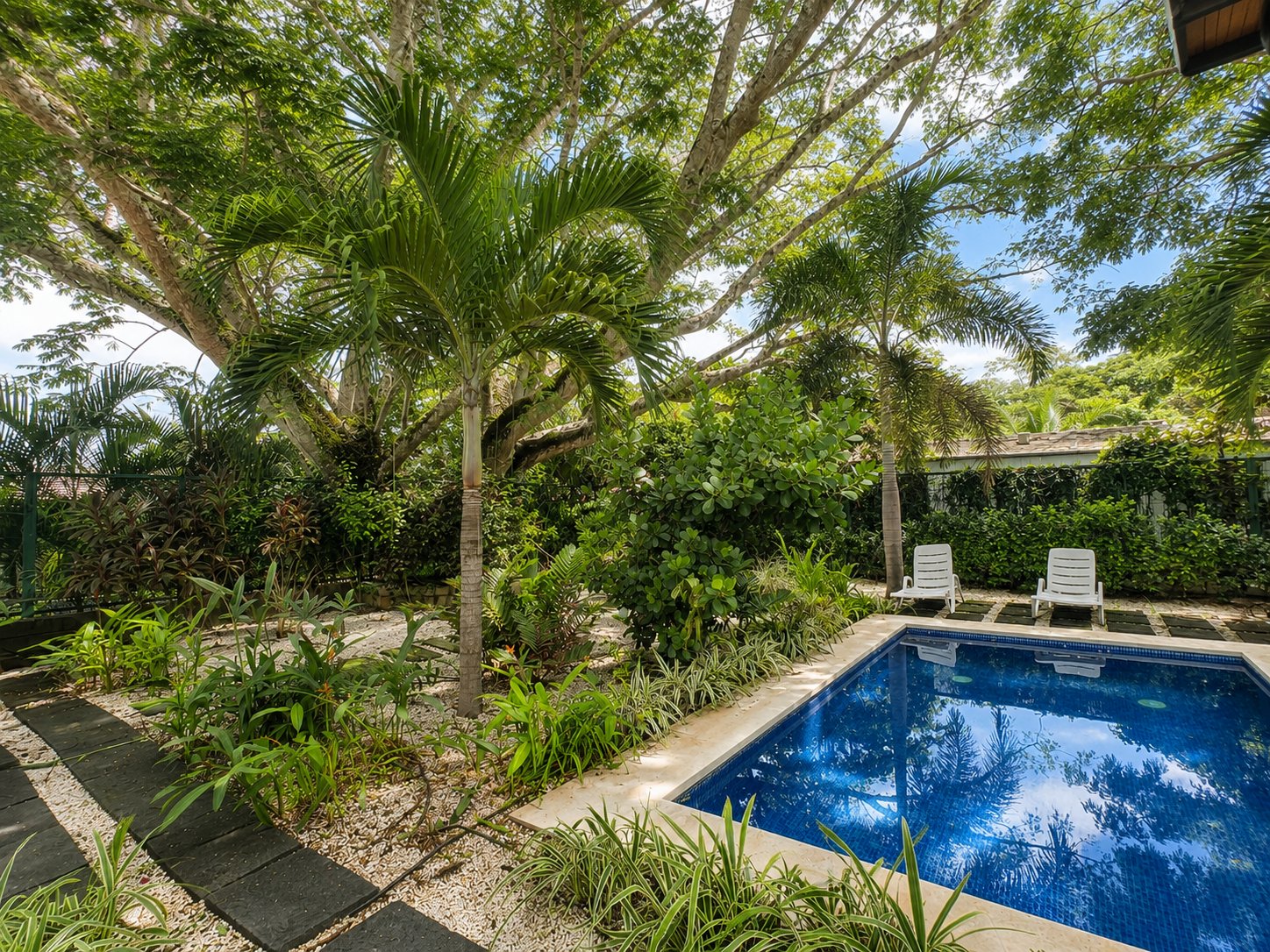 Calle Uno 28 | 3-Bed Modern Tropical Home Minutes from Tamarindo