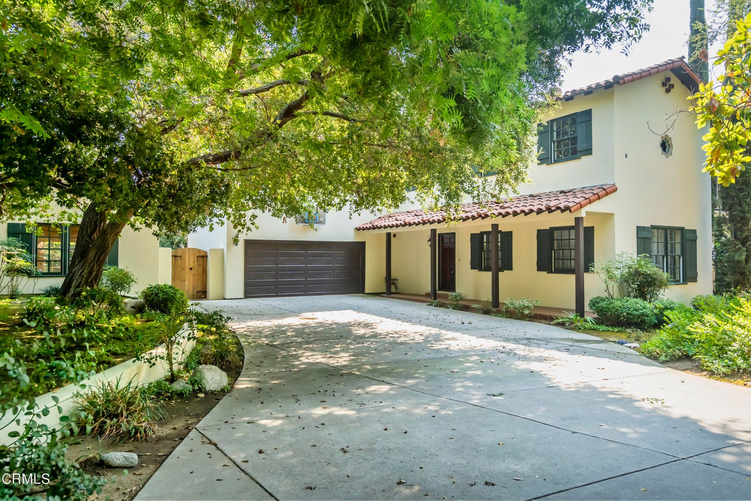 59 W Orange Grove Ave
