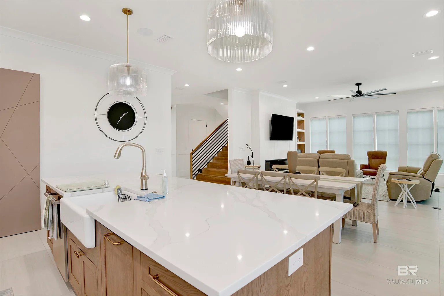 873 Inlet Cir