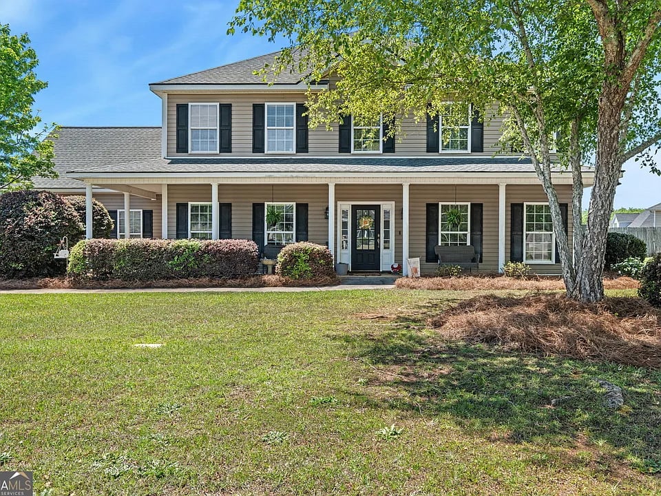 126 Pond Dr