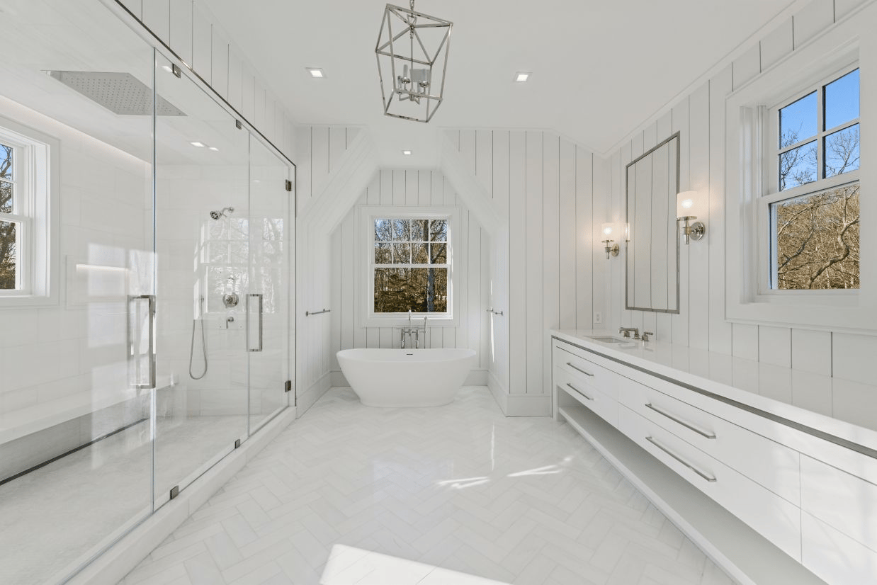 428 Edge of Woods Rd