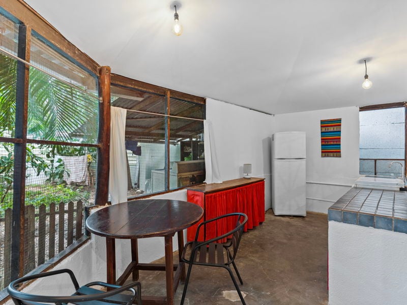 Casa Chandra | Income-Producing 7-Unit Property for Sale in Tamarindo, Costa Rica