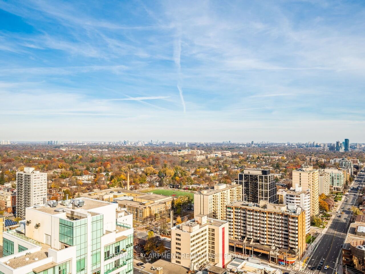 BEGINNER LUXURY IN MIDTOWN 
