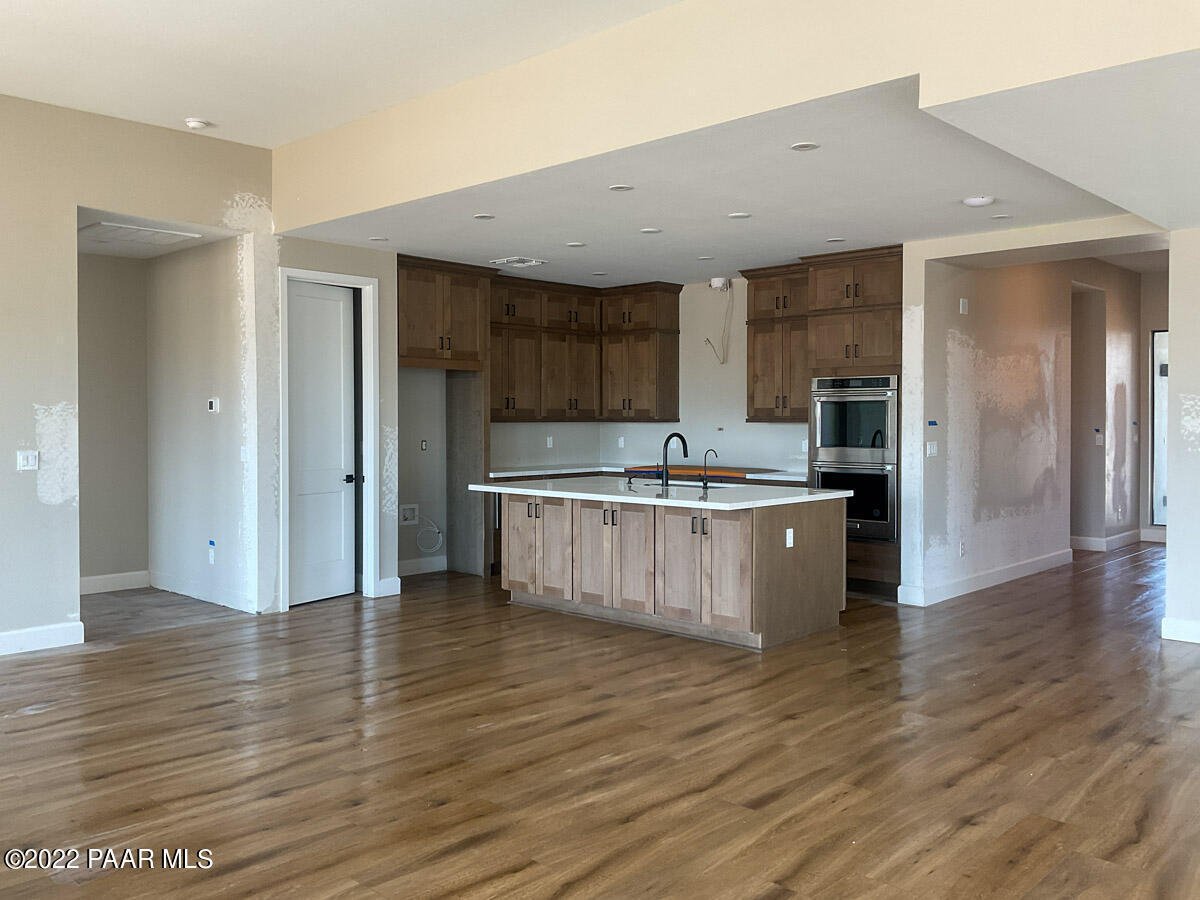 4792 N Yorkshire Loop