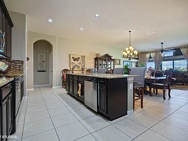 4010 Asheville Ln