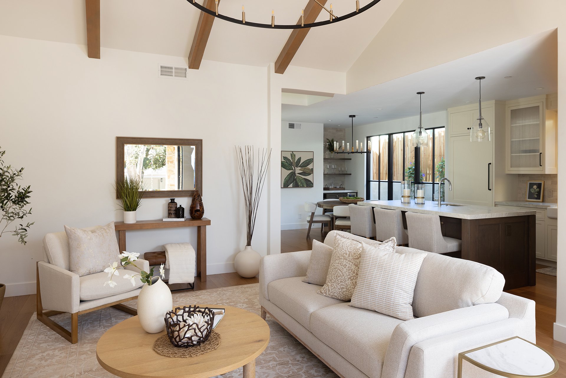 Modern Carmel Haven - Mission 5NW of Santa Lucia