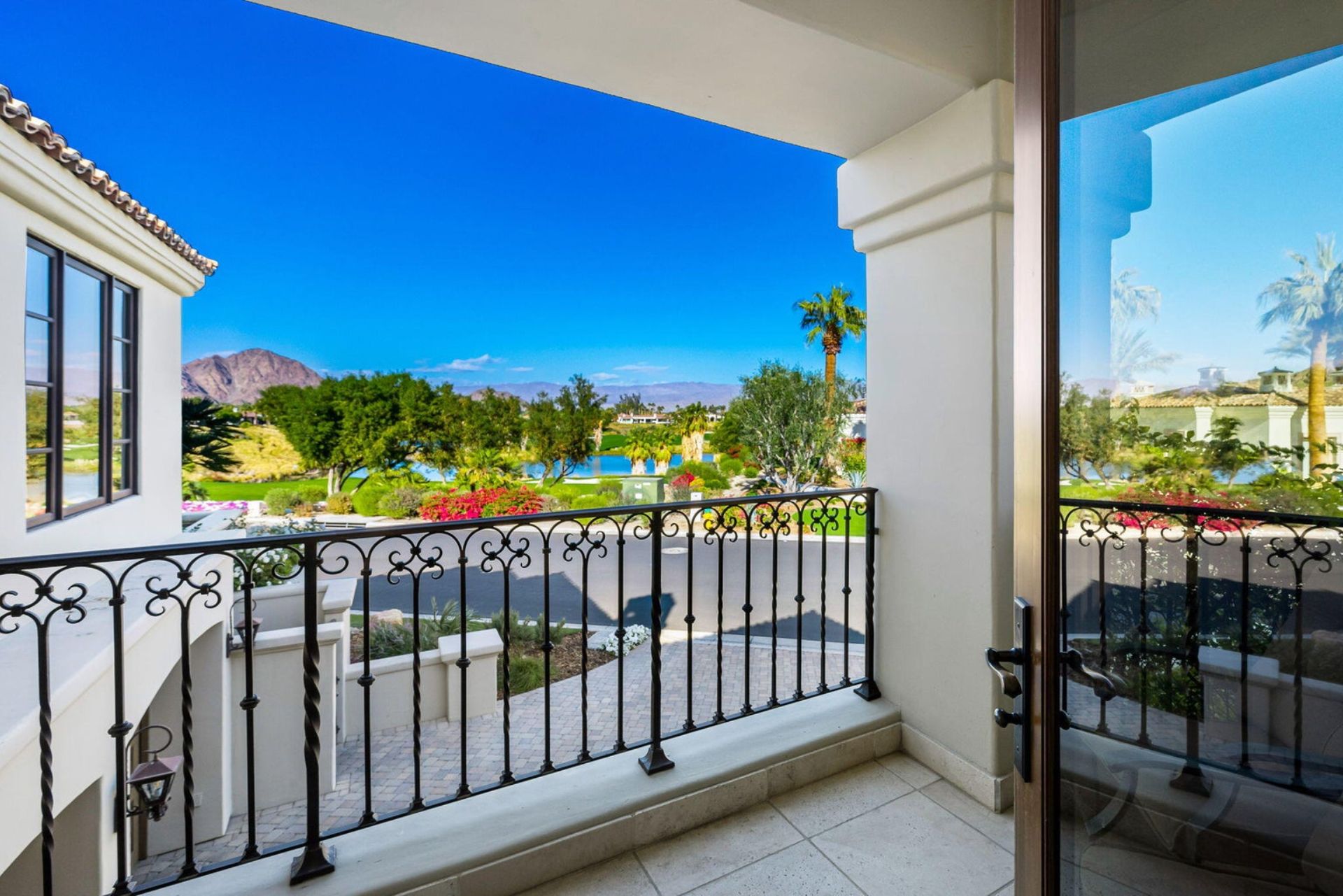 52705 Claret Cove
