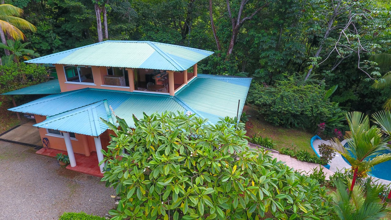 Whale’s Tail Ocean View Estate with Extra Lot in Uvita