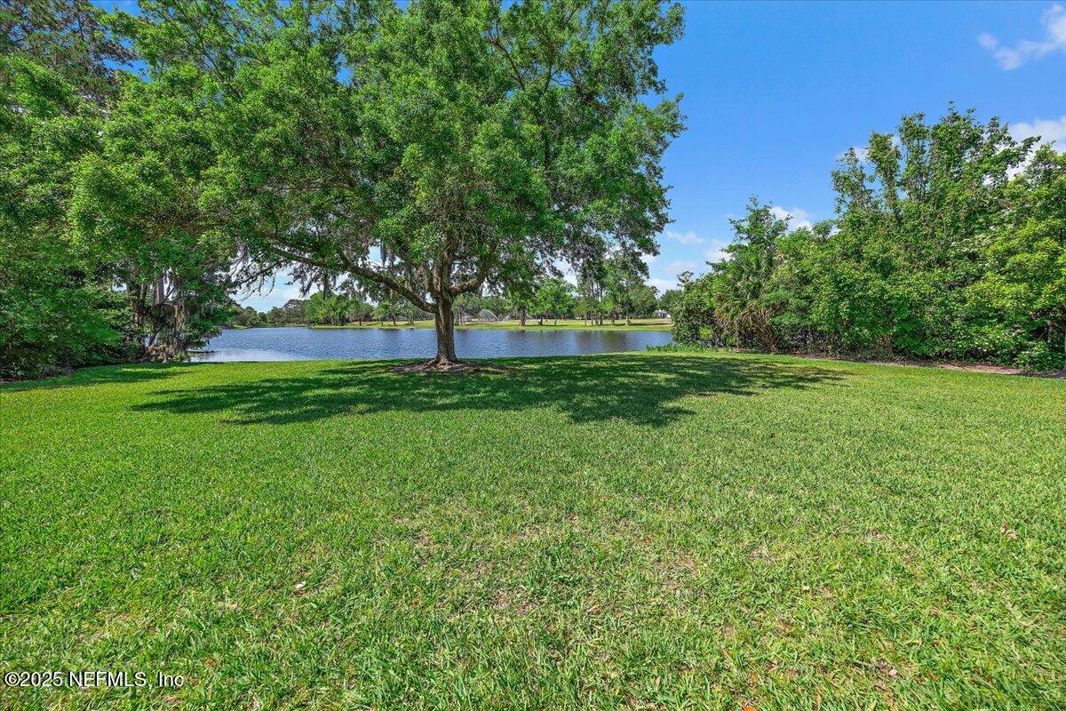 7812 Hunters Grove Rd