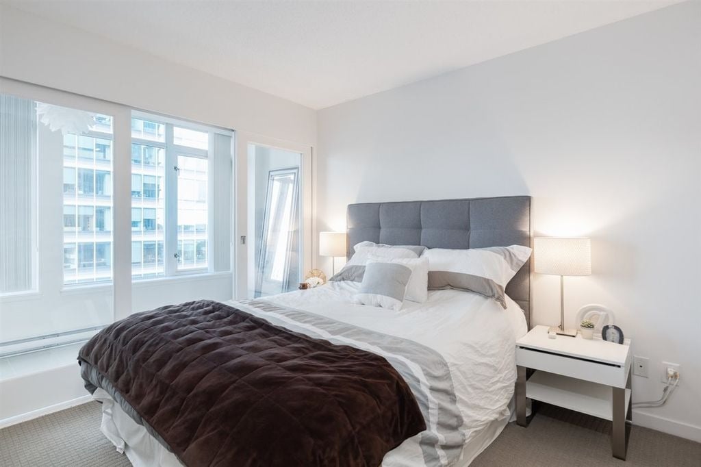 610 Granville St, #1403