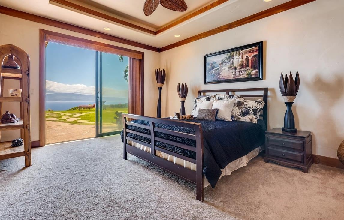 WEST MAUI TOP QUALITY RESIDENCE -35 ACRES - 180 DEGREE OVEANVIEW - $5,75,000 - PRESTIGIOUS MAHANALUA NIU SUBDIVISION 