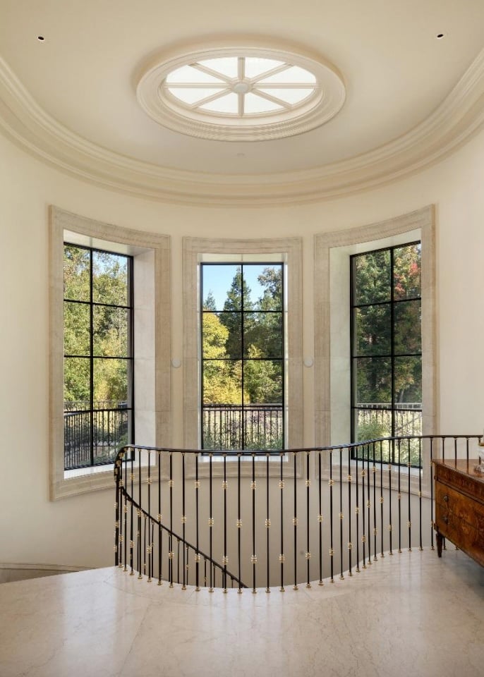 20 Meadow Ln