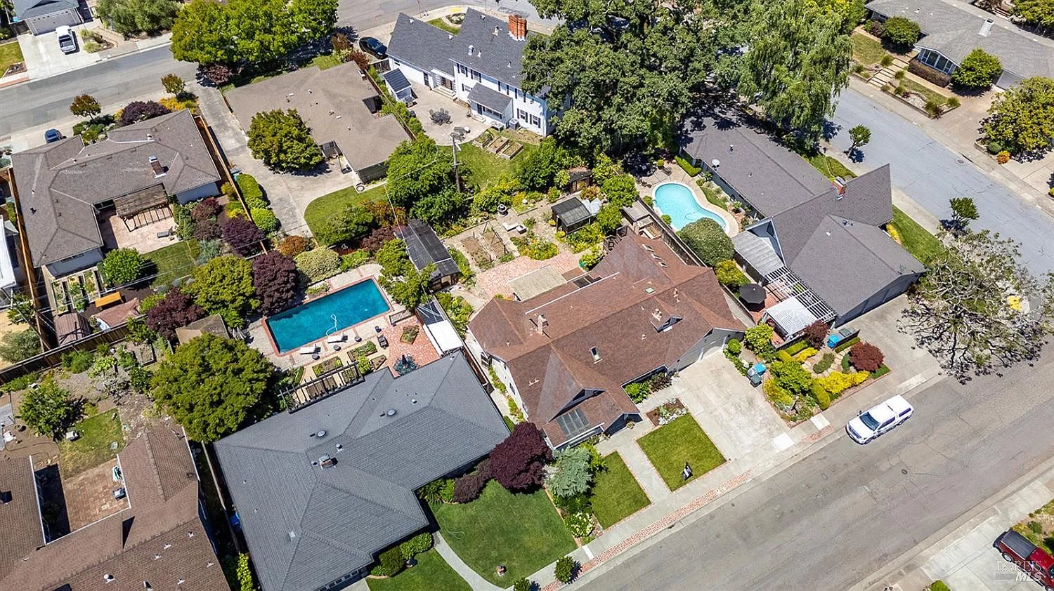 2453 Delevan Way