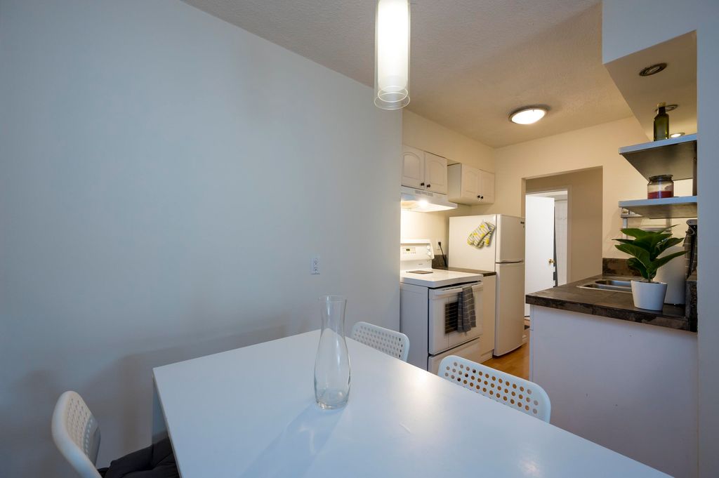711 E 6th Ave, #202