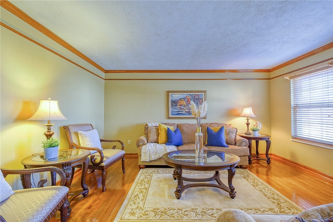 8300 Hilltop Circle Dr