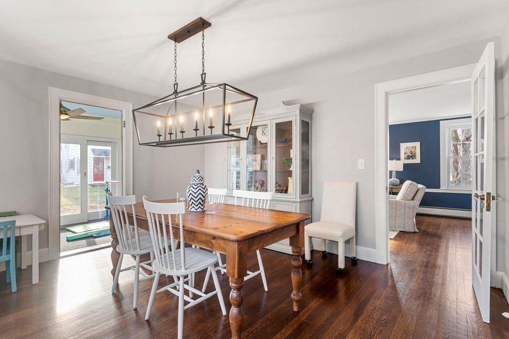 6 Corning St