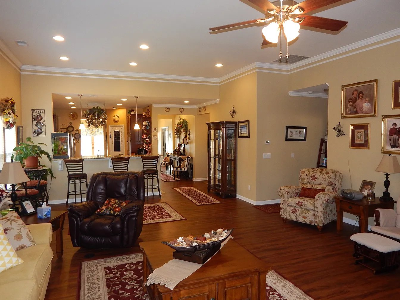 379 Village Loop