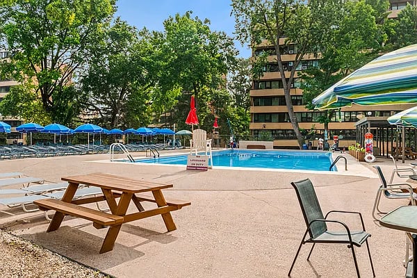 9-20 166th Street #7C