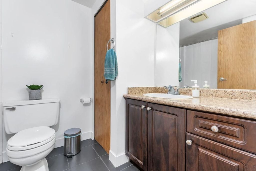 340 Ginger Dr, #304