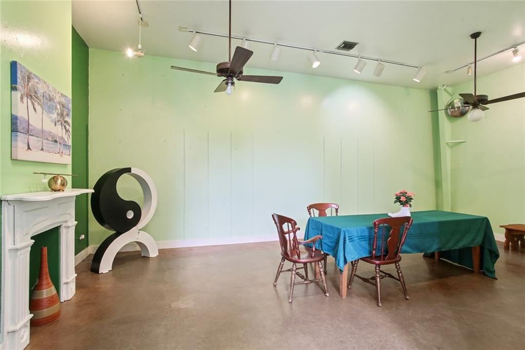 621 Elysian Fields Ave