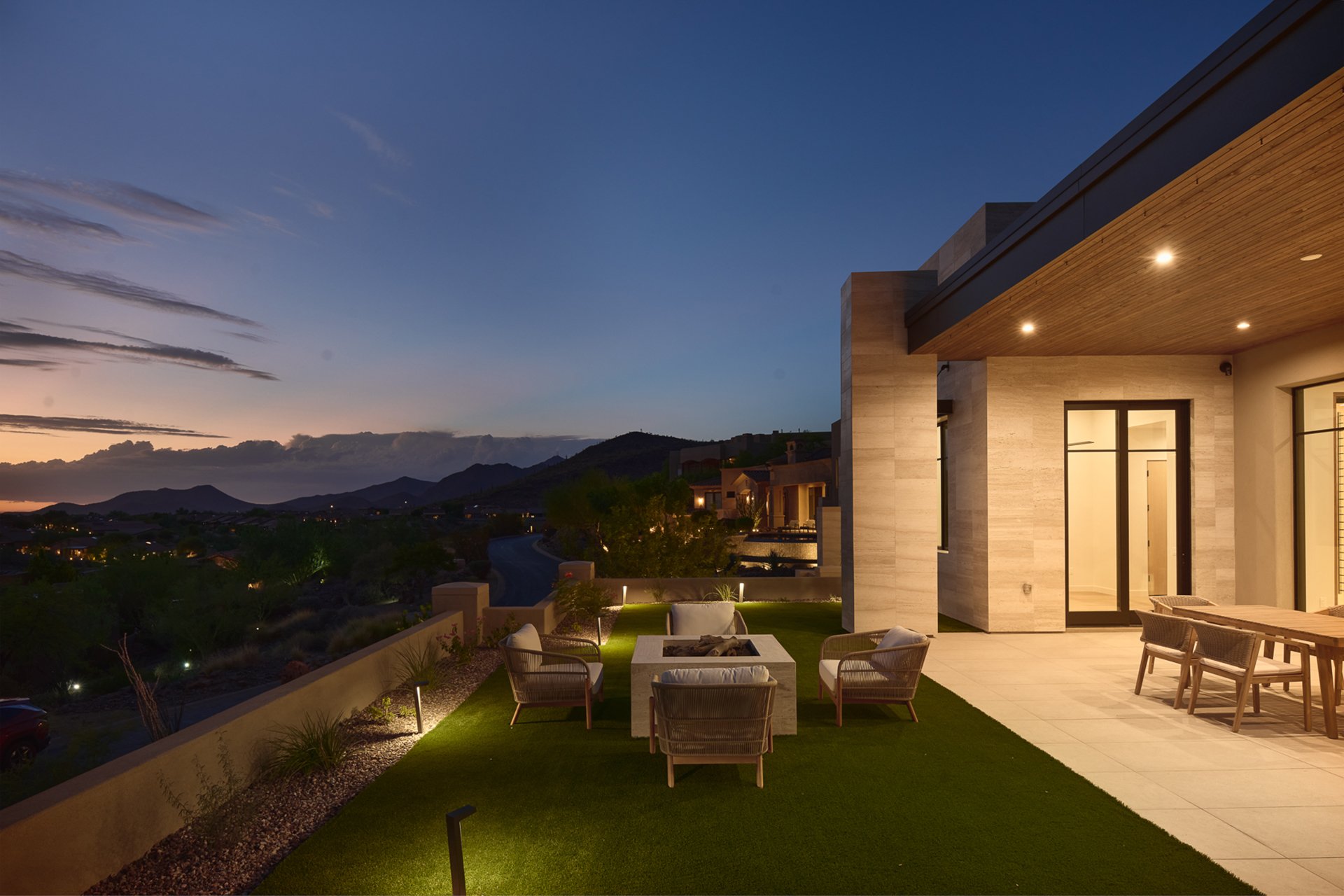 9619 N SOLITUDE Canyon