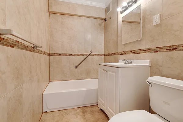 1130 Stadium Ave #2D