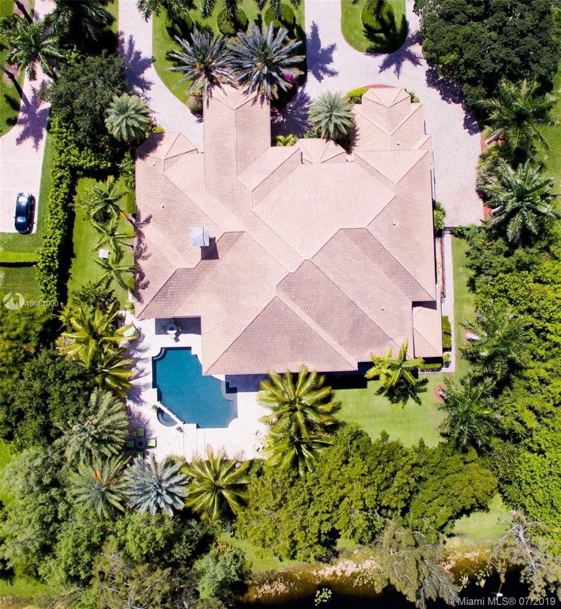 3828 Pine Lake Dr