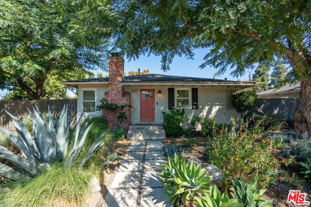 3011 W Verdugo Ave