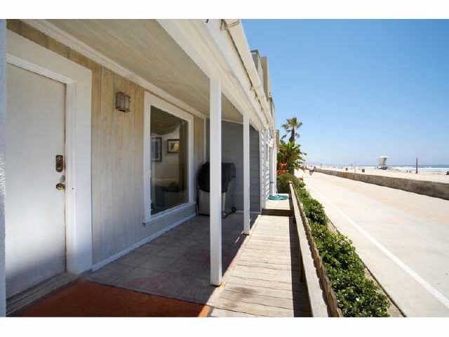 3921 Ocean Front Walk