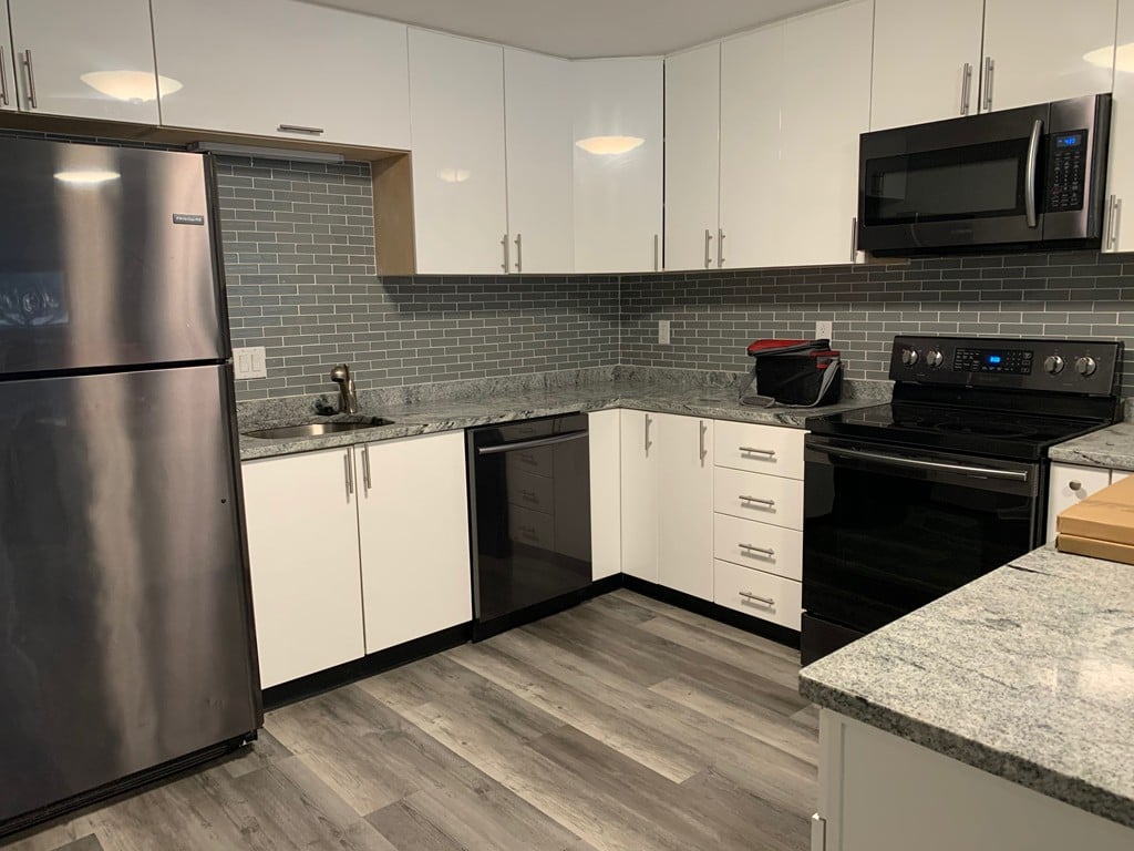 519 Washington St, #12