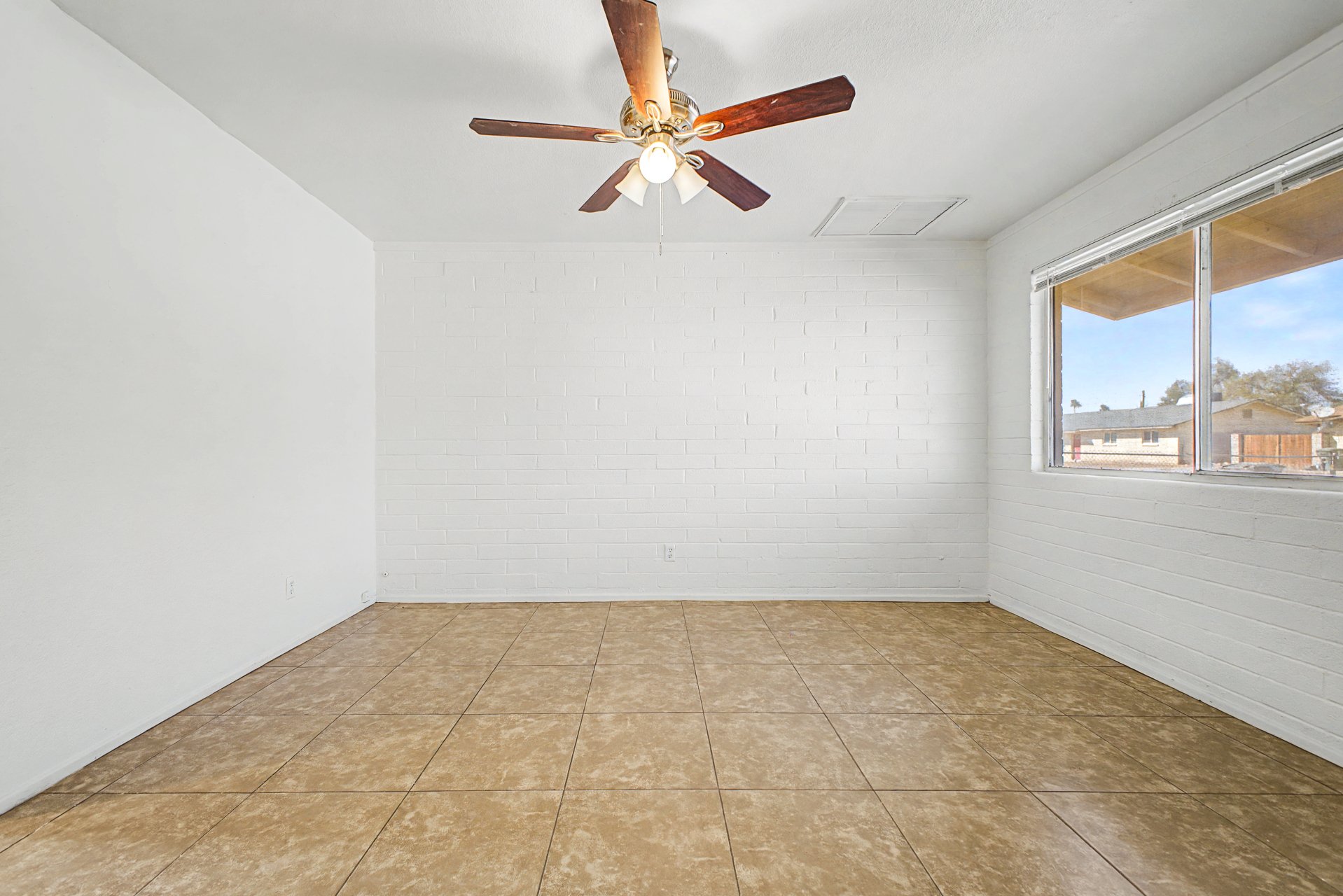 1319 Tulip Place