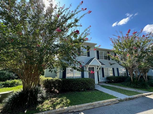 692 Timberwood Circle