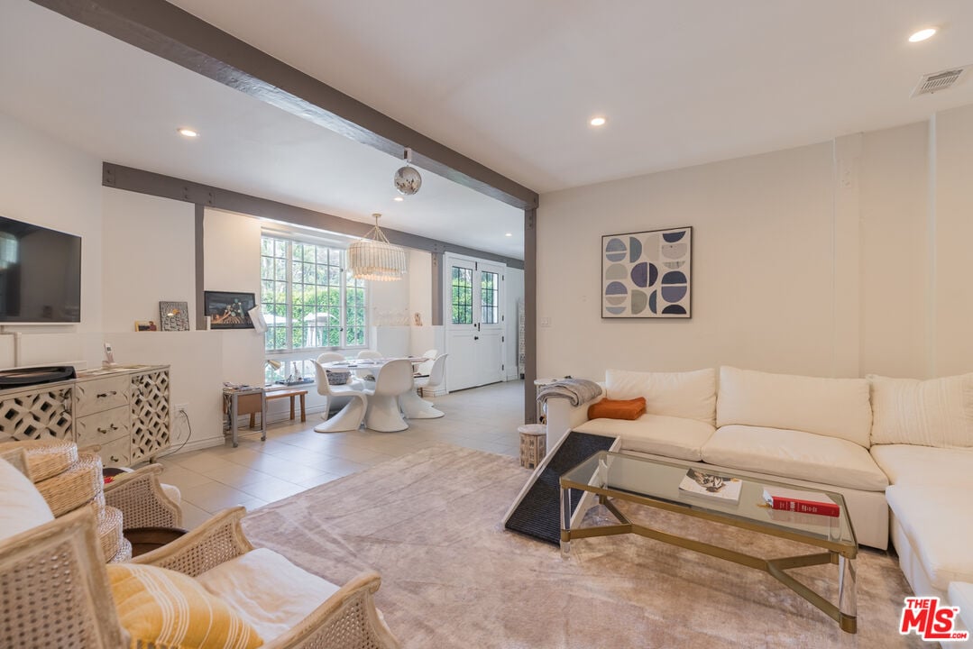 Pinnacle Estate, Wonderland Ave, 90046