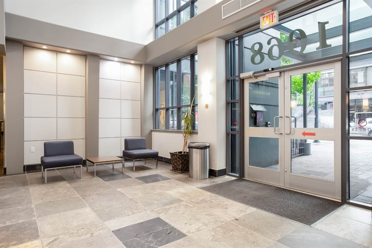 1068 Hornby St, #1405